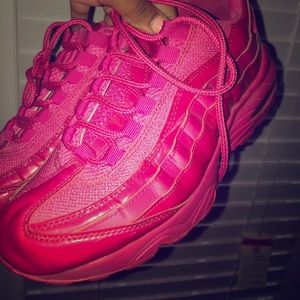 hot pink nike air max 95